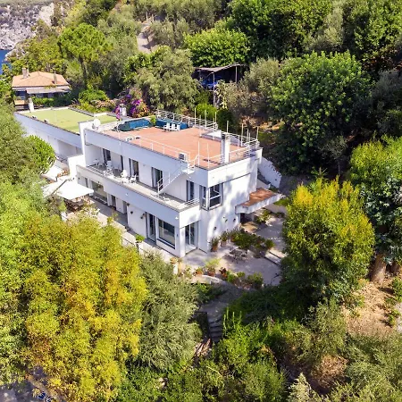 Villa - Ofelia *